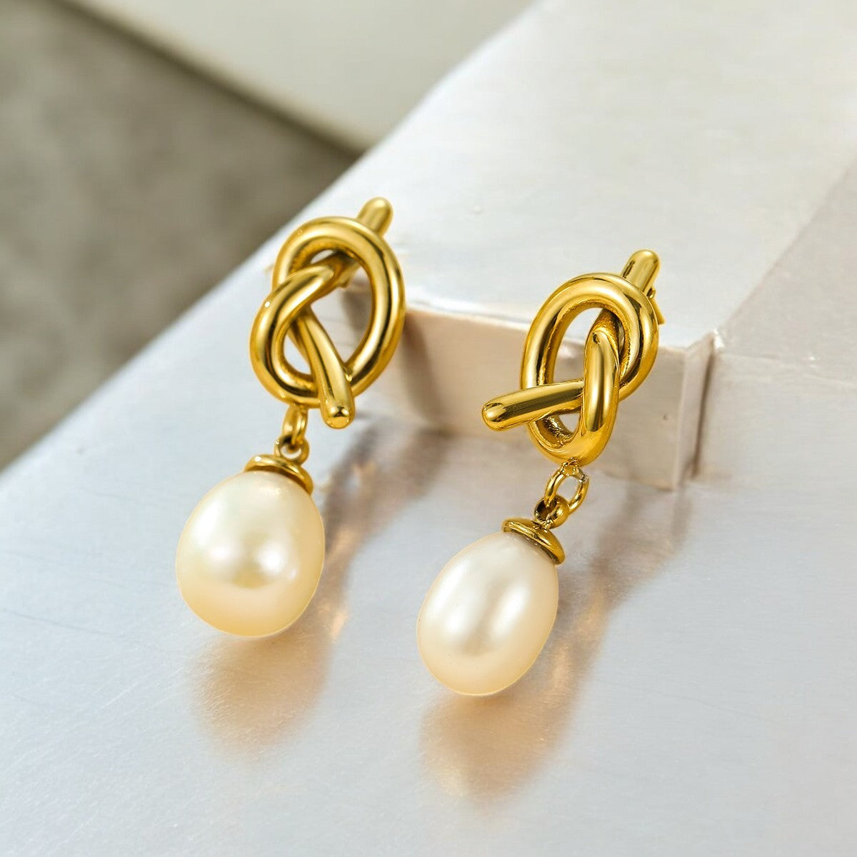 Pearl Drop Tops Earring - The Sparkles